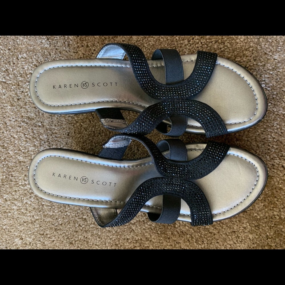 Never worn comfy